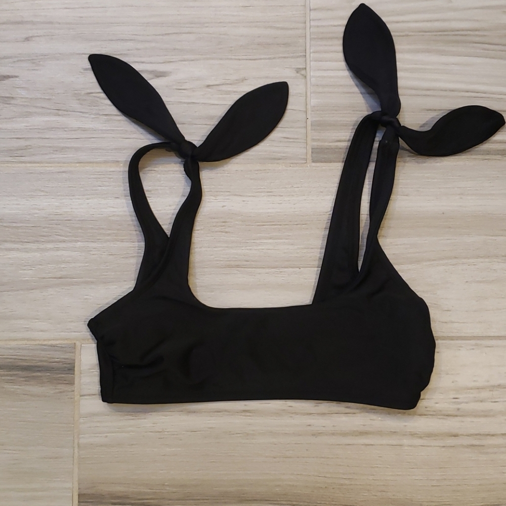 Xhilaration bikini top
